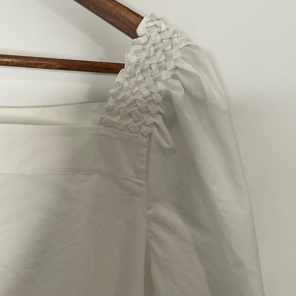 Lafayette 148 New York Beautiful Feminine White Eyelet Cotton Blouse size XL. - Picture 7 of 15